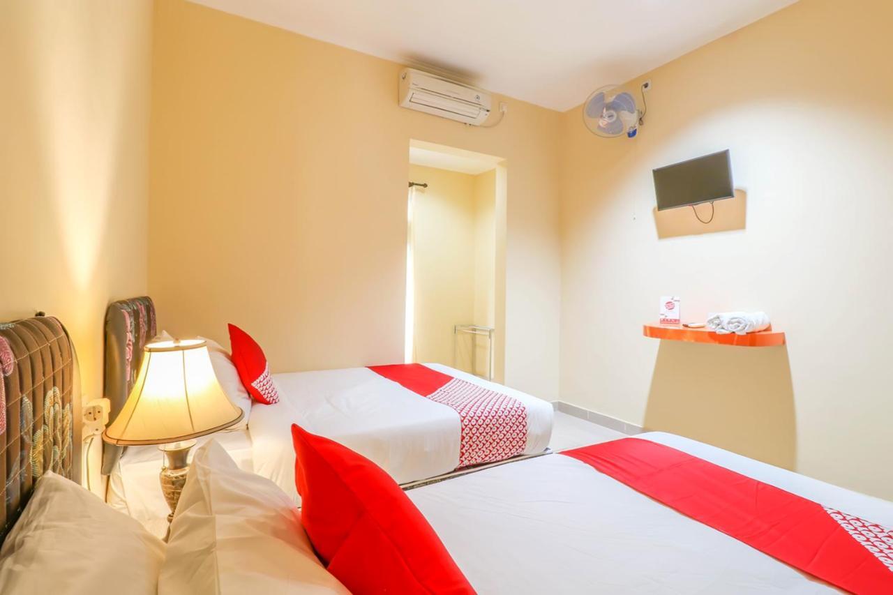 Super Oyo 2280 Wisma Guntur II Denpasar Extérieur photo