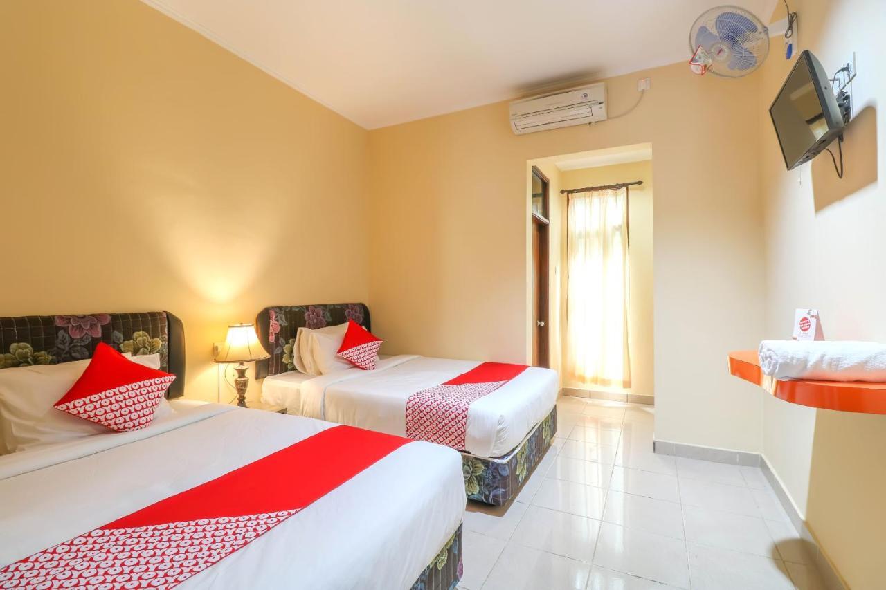 Super Oyo 2280 Wisma Guntur II Denpasar Extérieur photo